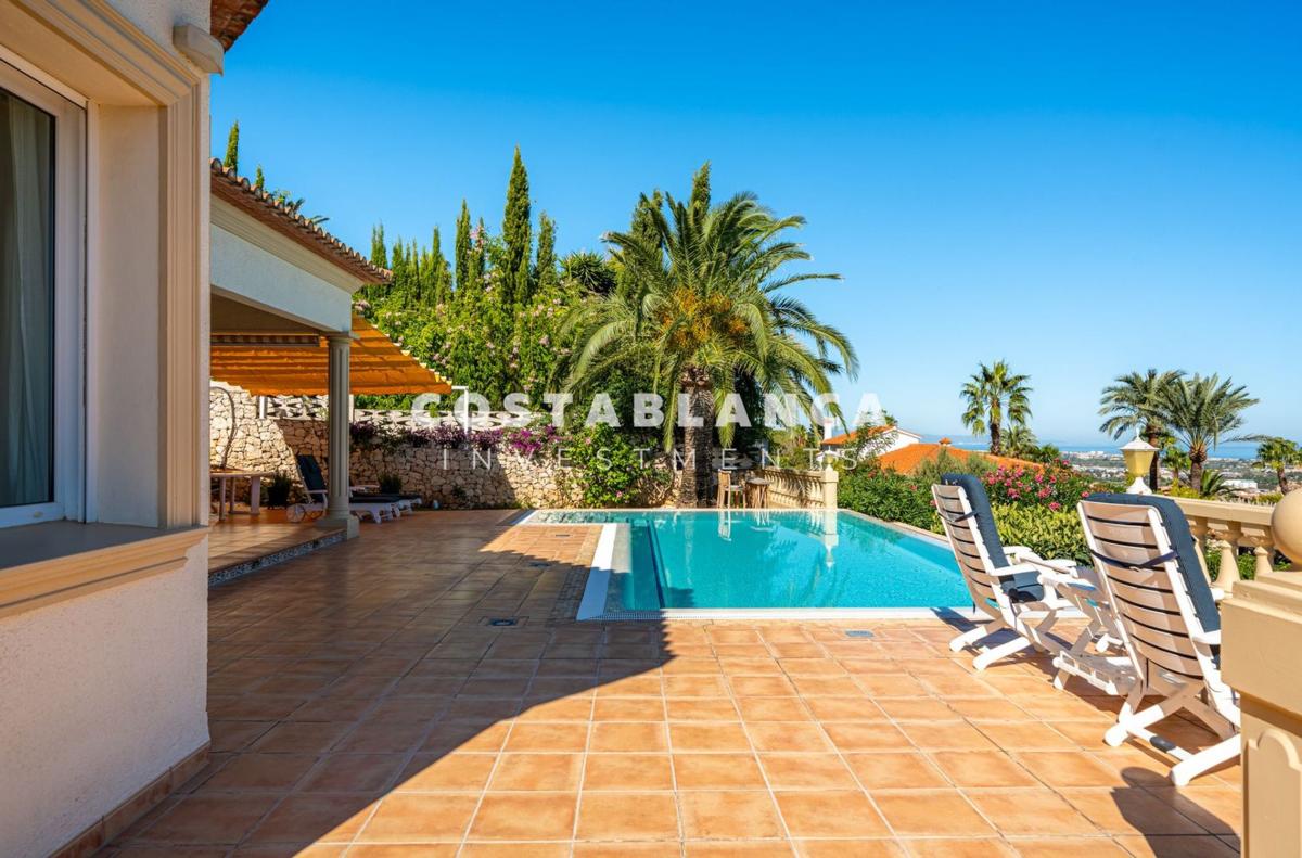 Sale of independent chalet in Casa o chalet en Calle Llorer, El Montgó, Denia, Denia
 photo 4