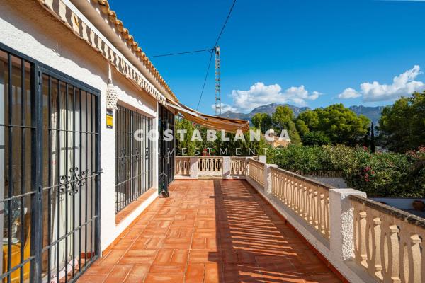 Частный шале на продаже в  Casa o chalet en Partida Montagud, El Tossal-Bello Horizonte, La Nucia, Ла Нусия photo 4