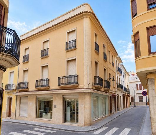 Chalet pareado en Calle Ramón y Cajal, Pego photo 1