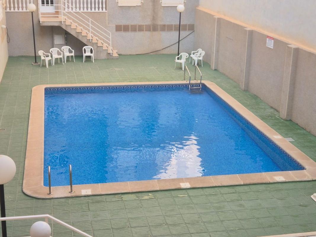 Продажа квартиры на Piso en Calle Beatriz Ana Ruiz, Las Viñas, Guardamar del Segura, Гуардамар-дель-Сегура
photo 1