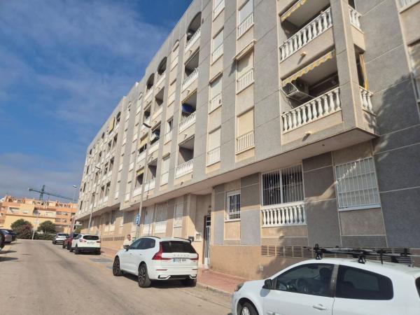 Sale of flat in Piso en Calle Beatriz Ana Ruiz, Las Viñas, Guardamar del Segura, Guardamar del Segura
 photo 2