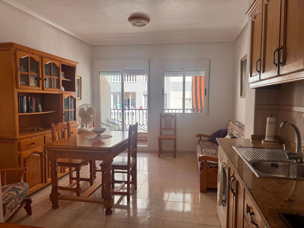 Venta de piso en Piso en Fragata, Avenida Habaneras - Curva de Palangre, Torrevieja, Torrevieja
photo 3