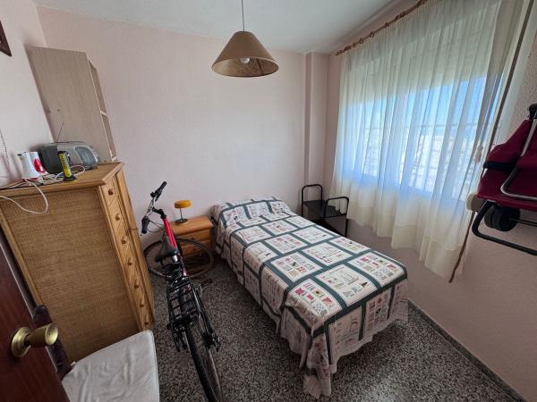 Продажа квартиры на Piso en Alfredo Nobel, Zona los Frutales, Torrevieja, Торревьеха
thumbnail 3
