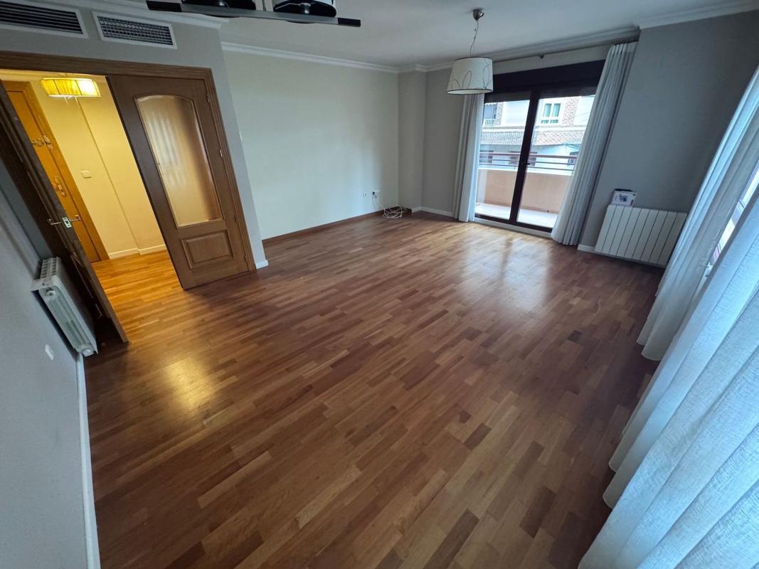 Venta de piso en Piso en La Corredera, Maestro Carrascosa - Banda de Música, Villena, Villena
 photo 3