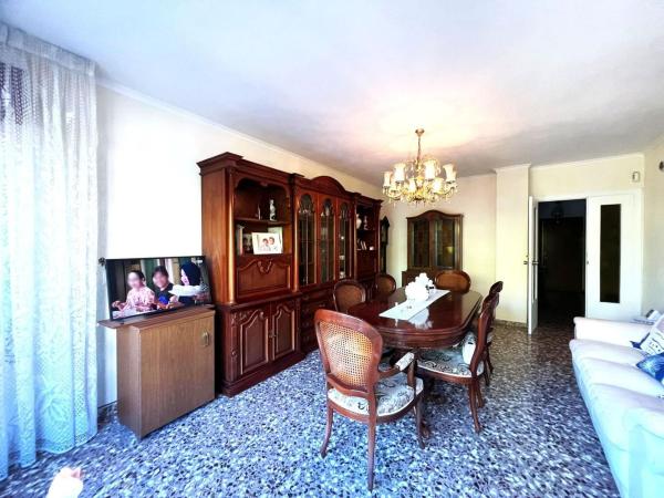 Продажа квартиры на Piso en Antonio Machado, Torrevieja, Торревьеха
photo 1