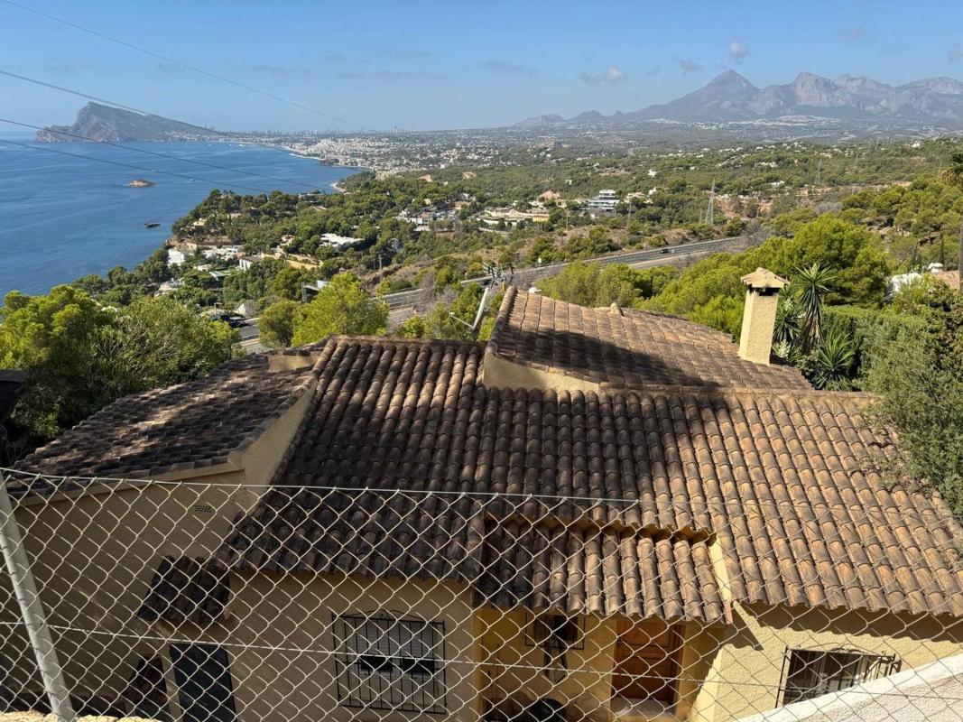 Properties for sale and rent in Spain photo 5