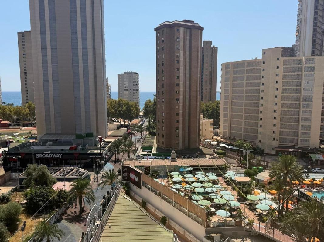 Продажа квартиры на Piso en Avenida de Mallorca, 5, Playa de Levante, Benidorm, Бенидорм
photo 1