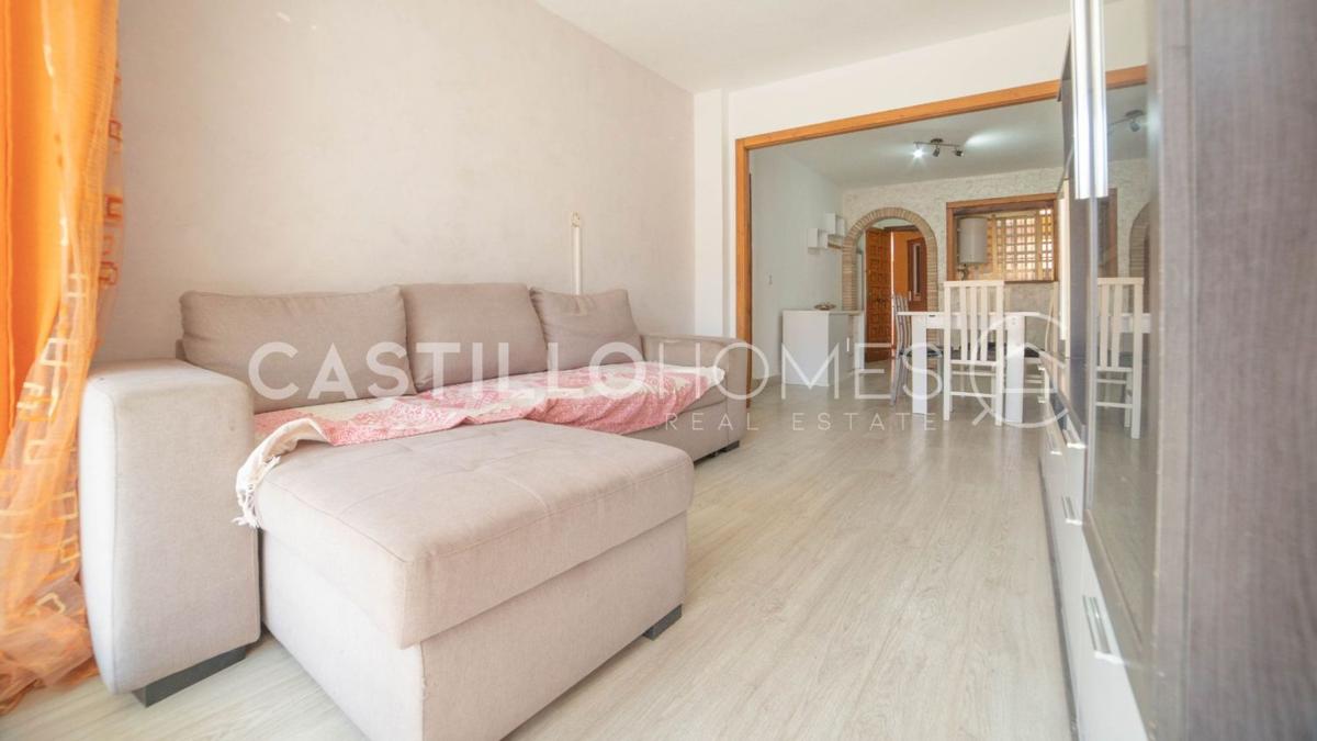 Sale of apartment in Piso en Playa de los Náufragos, Torrevieja, Torrevieja
photo 1