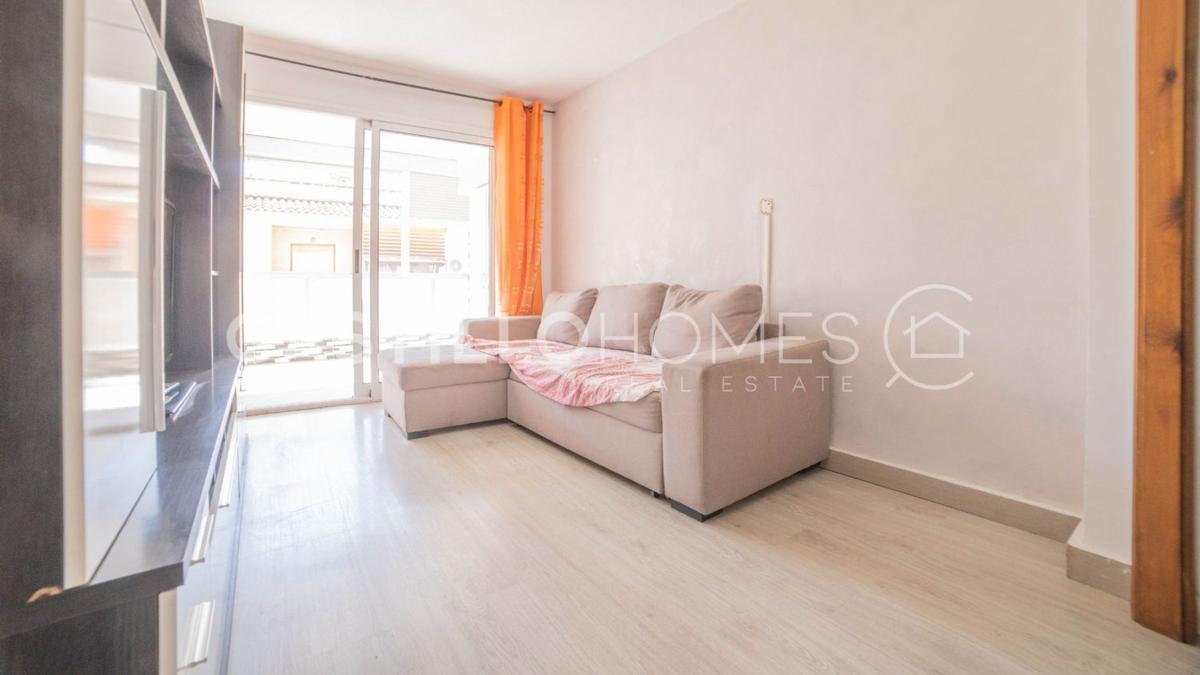 Sale of apartment in Piso en Playa de los Náufragos, Torrevieja, Torrevieja
photo 2