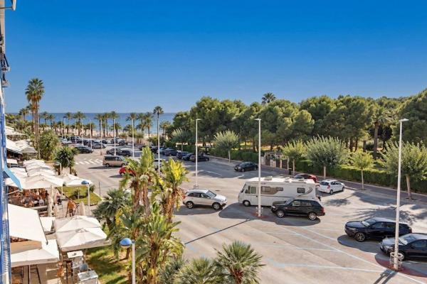 Sale of flat in Piso en Casco Urbano, Moraira, Moraira
photo 1