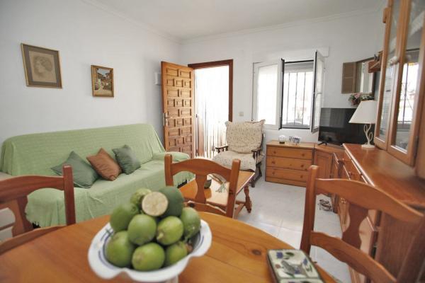 Продажа квартиры на Piso en Paris, Zona los Frutales, Torrevieja, Торревьеха
photo 1