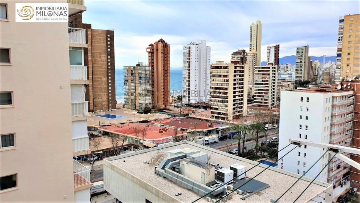 Venta de piso en Piso en Calle Gerona, 48, Playa de Levante, Benidorm, Benidorm
photo 1