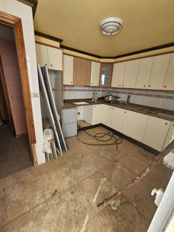 Venta de piso en Piso en Calle Migdia, Zona Pueblo, Guardamar del Segura, Guardamar del Segura
 photo 2