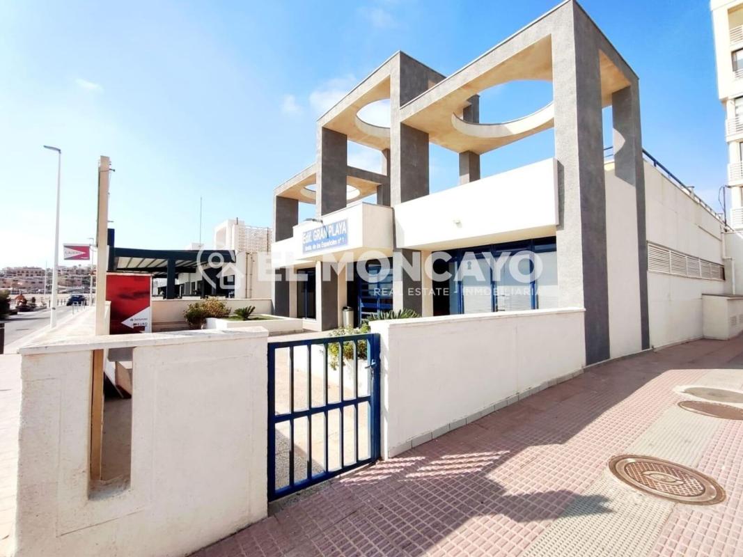 Venta de piso en Piso en Avenida de los españoles, Cañada del Molino, Torrevieja, Torrevieja
photo 3