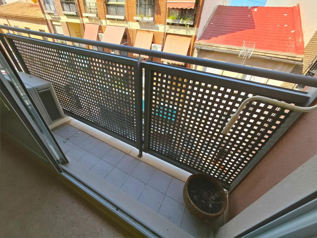 Продажа квартиры на Piso en Calle del Plus Ultra, 60, Carolinas Altas, Alicante / Alacant, Аликанте / Алакант
 photo 4