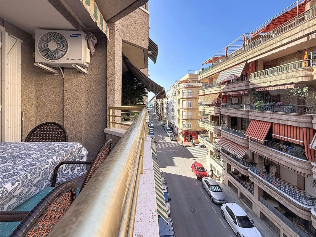 Sale of apartment in Piso en Calle Fragata, 20, Avenida Habaneras - Curva de Palangre, Torrevieja, Torrevieja
 photo 3