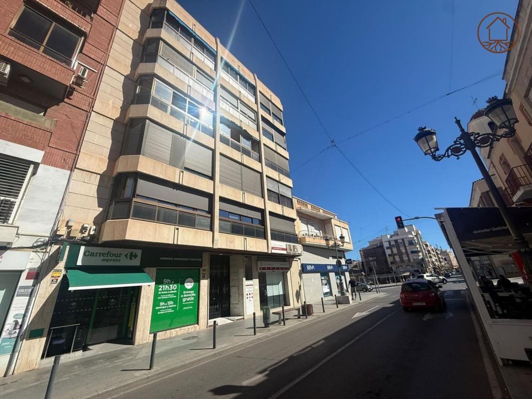 Sale of apartment in Piso en Avenida del País Valencià, Zona Pueblo, Guardamar del Segura, Guardamar del Segura
photo 1