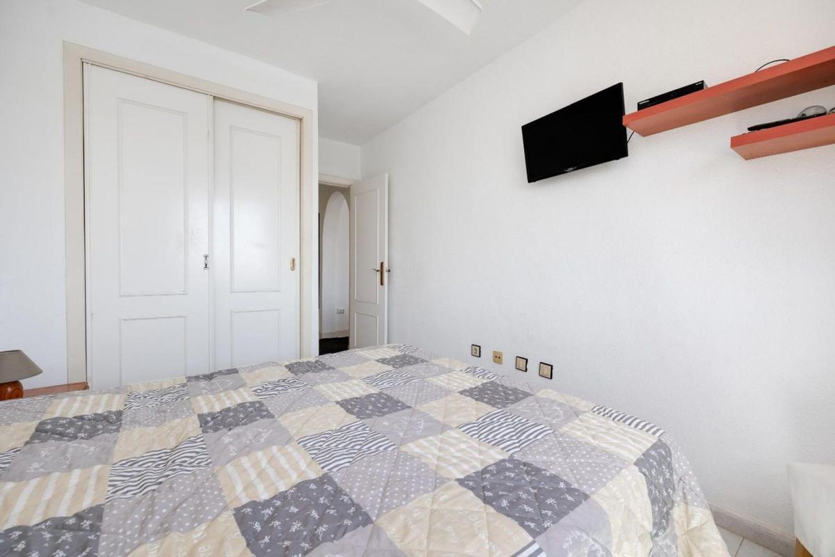 Sprzedaż niezależnego domku jednorodzinnego w  Casa o chalet en La Siesta - El Salado - Torreta, Torrevieja, Torrevieja photo 5