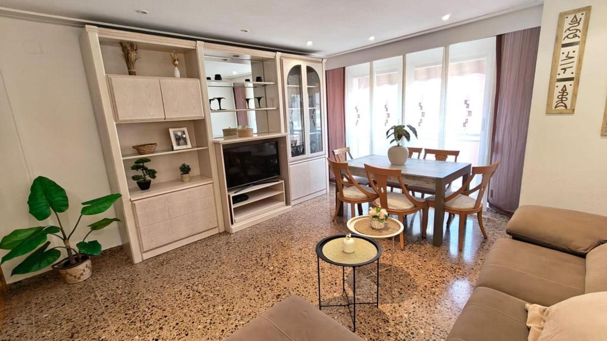 Venta de piso en Piso en Calle José Romero López, Los Magros-Casablanca, Elche / Elx, Elche / Elx
photo 1