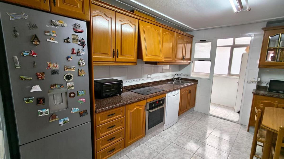 Venta de piso en Piso en Calle José Romero López, Los Magros-Casablanca, Elche / Elx, Elche / Elx
photo 5
