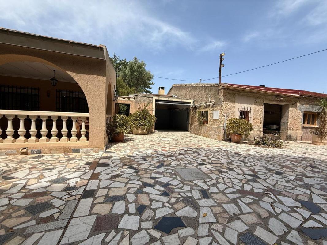 Properties for sale and rent in Spain photo 4