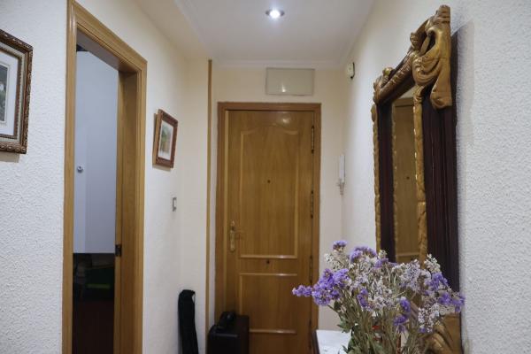 Venta de piso en Piso en Calle Vicente Antón Selva, Portes Encarnades-Torreta-Portalada, Elche / Elx, Elche / Elx
 photo 2