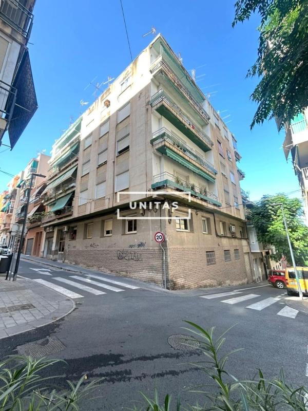 Venta de piso en Piso en Campoamor, Alicante / Alacant, Alicante / Alacant
 photo 2