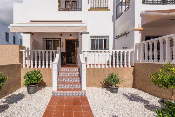 Venta de piso en Piso en Calle Nazaries, La Ciñuelica - Villa Rosa, Orihuela, Orihuela
thumbnail 2