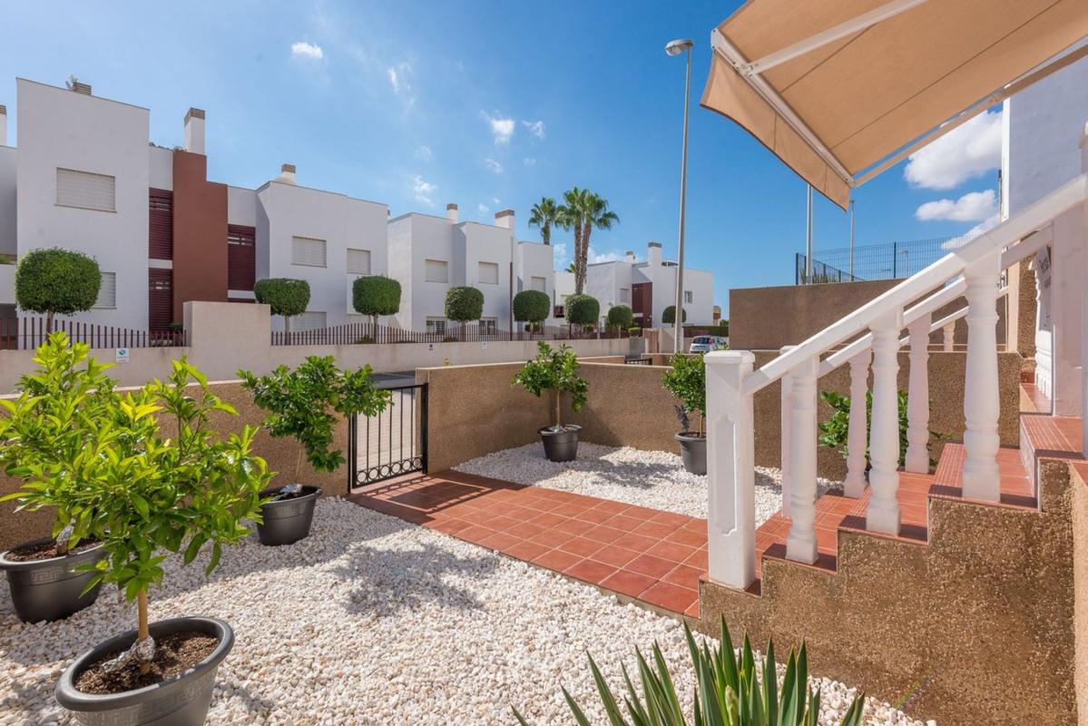 Sprzedaż mieszkania w Piso en Calle Nazaries, La Ciñuelica - Villa Rosa, Orihuela, Orihuela
photo 4