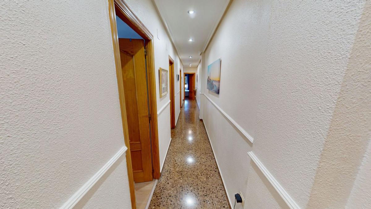 Sale of apartment in Elche City, Elche / Elx
photo 2