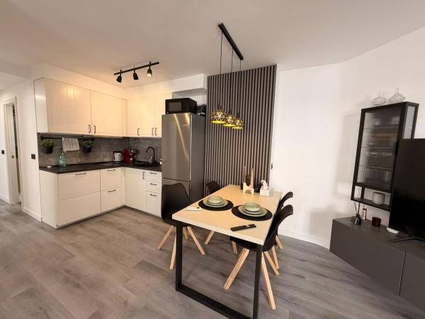 Продажа квартиры на Piso en Avenida Habaneras - Curva de Palangre, Torrevieja, Торревьеха
photo 1