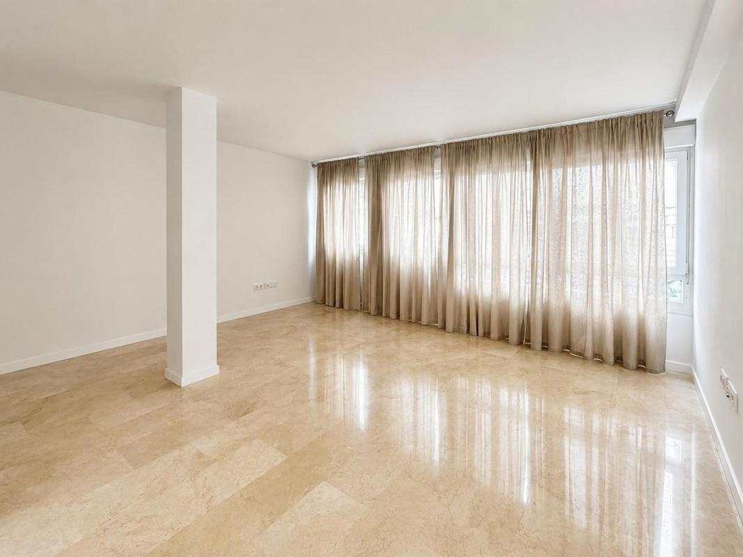 Sale of apartment in Piso en Calle General Espartero, Carolinas Altas, Alicante / Alacant, Alicante
photo 4
