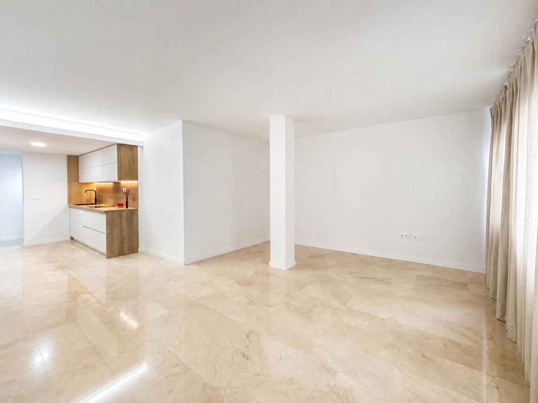 Sale of apartment in Piso en Calle General Espartero, Carolinas Altas, Alicante / Alacant, Alicante
photo 5