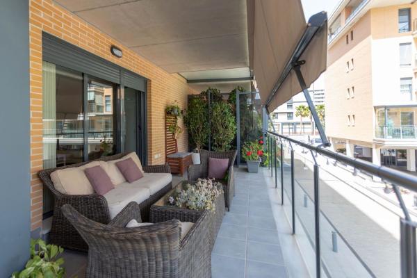 Venta de piso en Piso en PAU 5, Alicante / Alacant, Alicante / Alacant
photo 1