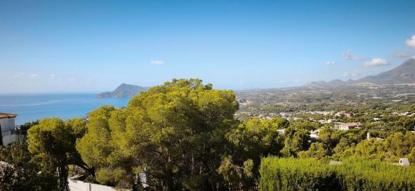 Casa o chalet independiente en Calle Costa del Azahar, Altea la Vella, Altea thumbnail 2