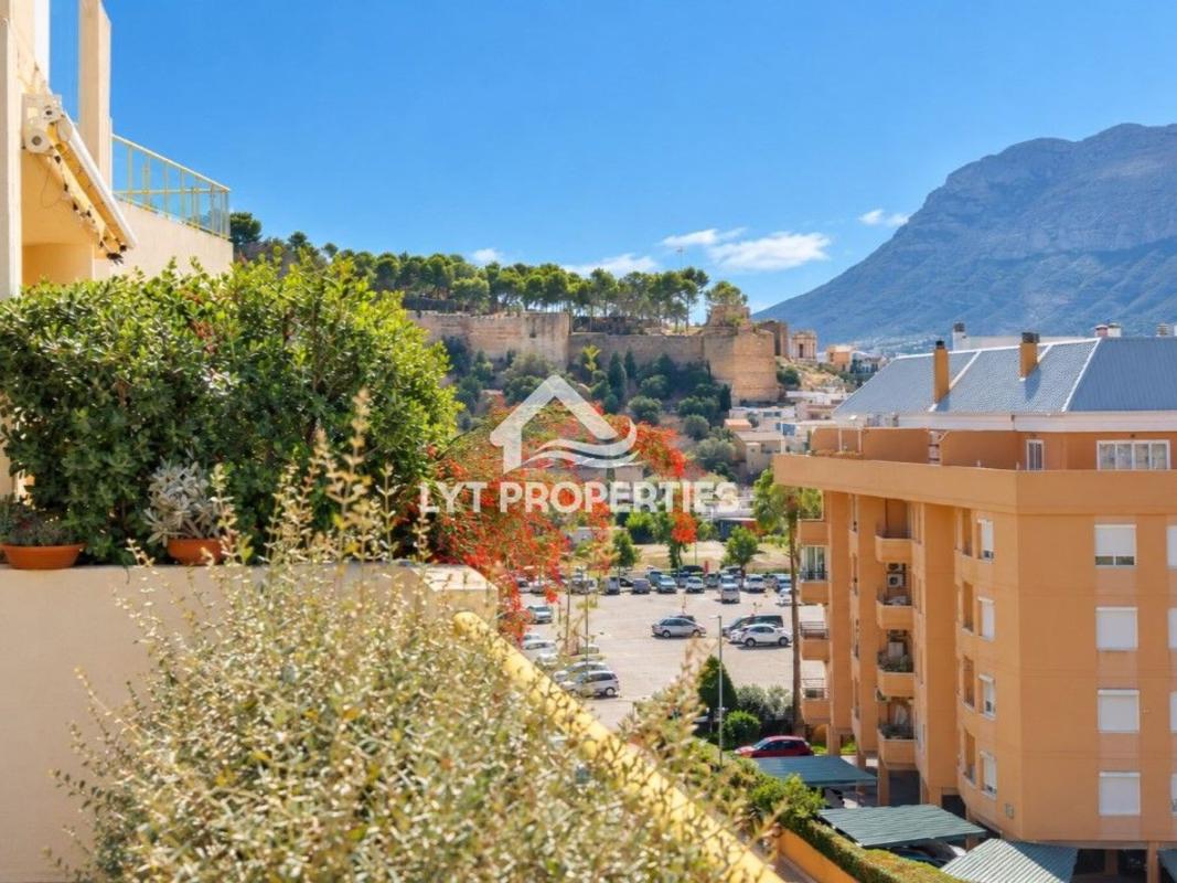Sale of apartment in Piso en Centro Urbano, Denia, Denia
 photo 5