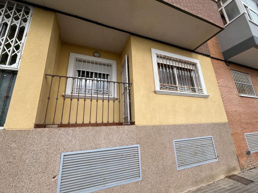 Sale of apartment in Piso en Calle Maestro Manuel Serrano, Almoradí, Almoradí
photo 1