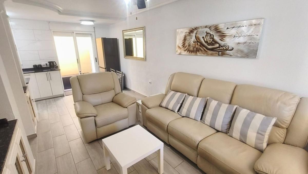 Sale of independent chalet in Casa o chalet en Blue Lagoon - Galán, San Miguel de Salinas, San Miguel de Salinas
photo 5