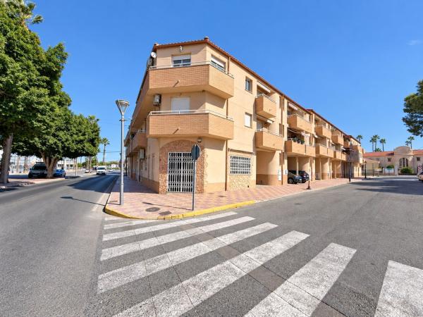 Chalet adosado en Vega Baja, 11 -a, Jacarilla thumbnail 2