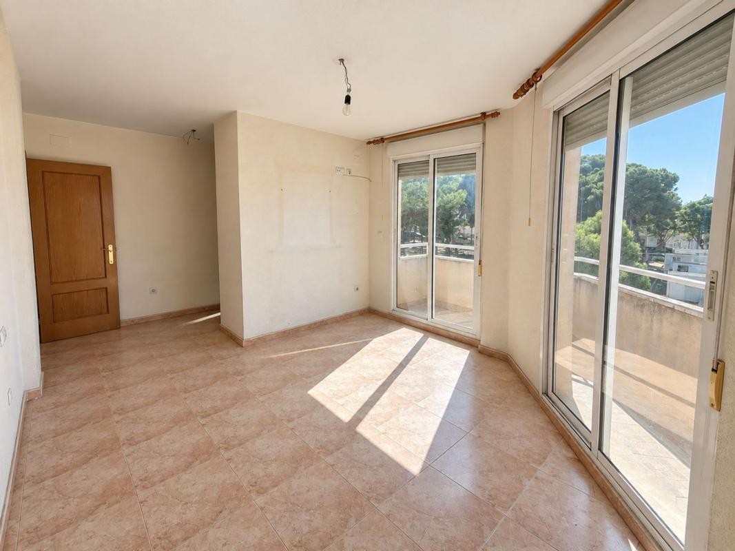 Недвижимость на продажу и в аренду в Испании photo 5