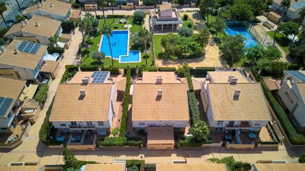 Casa o chalet independiente en Avenida del Fabraquer, 34, Playa Muchavista, El Campello photo 1