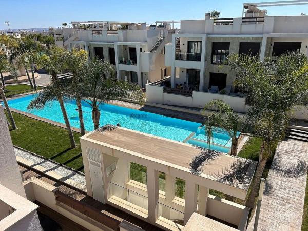 Продажа квартиры на Piso en Urbanizaciones, Guardamar del Segura, Гуардамар-дель-Сегура
photo 1
