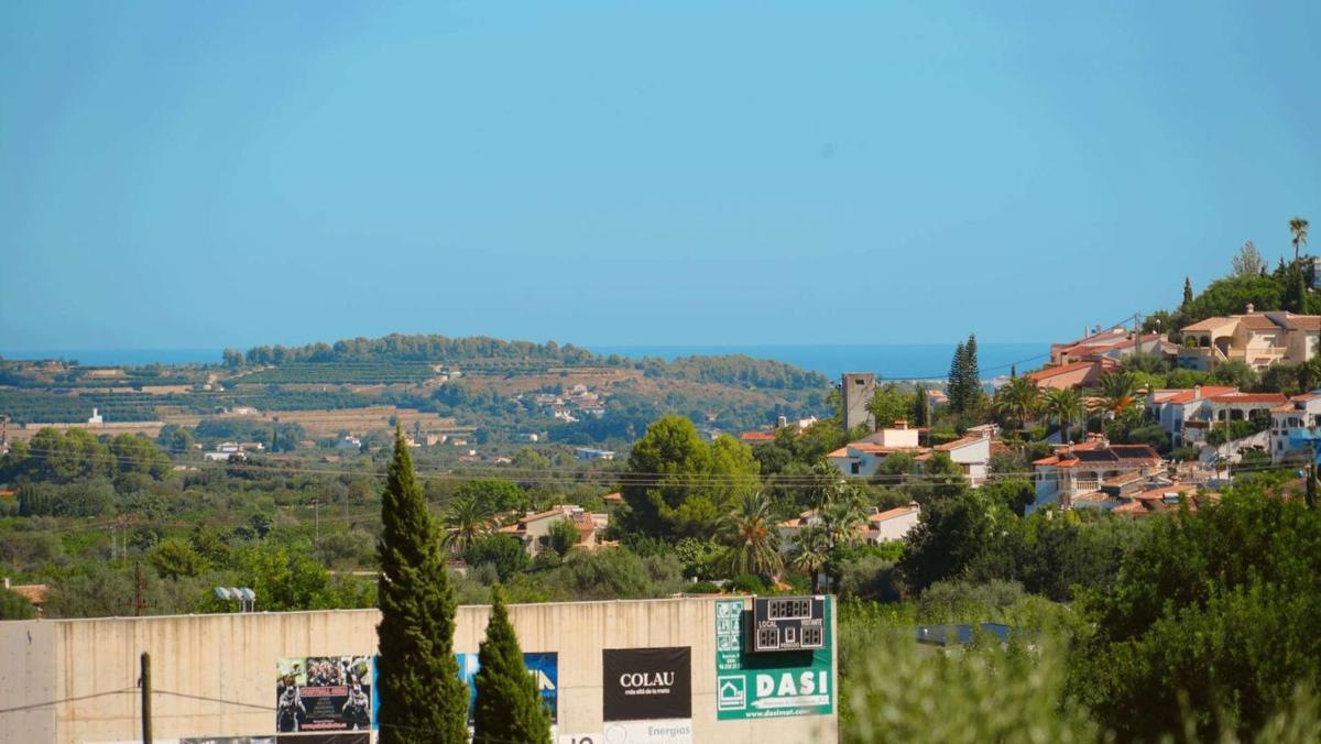 Sprzedaż niezależnego domku jednorodzinnego w Casa o chalet en Orba, Orba photo 3