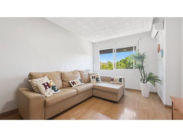 Продажа квартиры на Piso en Plaza Progreso, 6, Monforte del Cid, Монфорте-дель-Сид
 photo 1