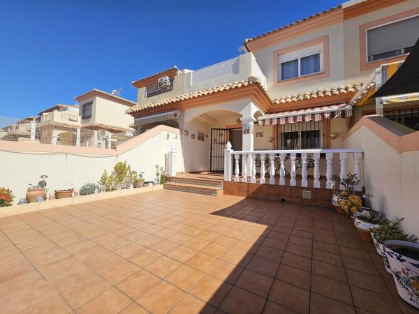 Chalet adosado en Calle Roma, Torre de la Horadada, Pilar de la Horadada photo 1