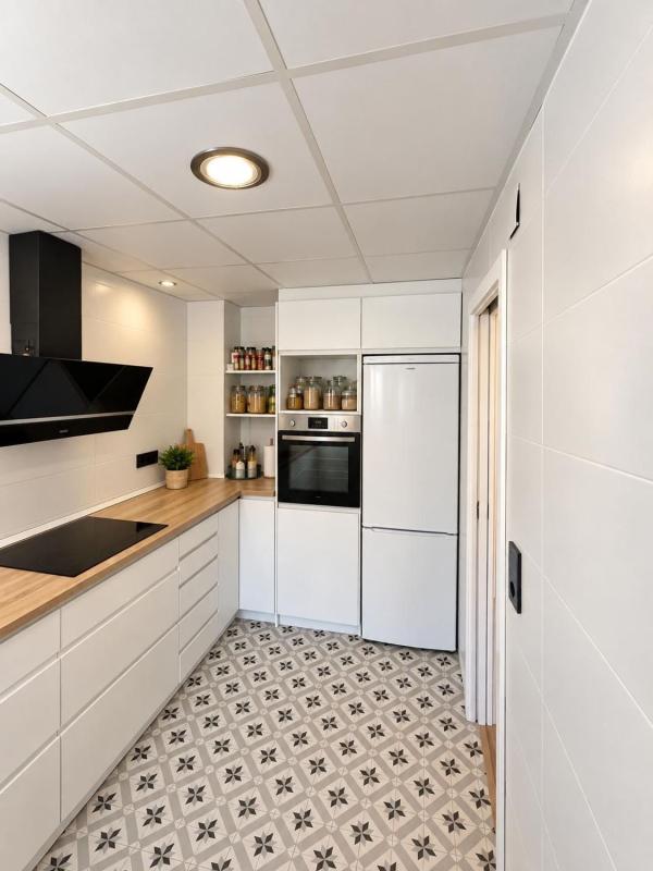 Properties for sale and rent in Spain photo 2