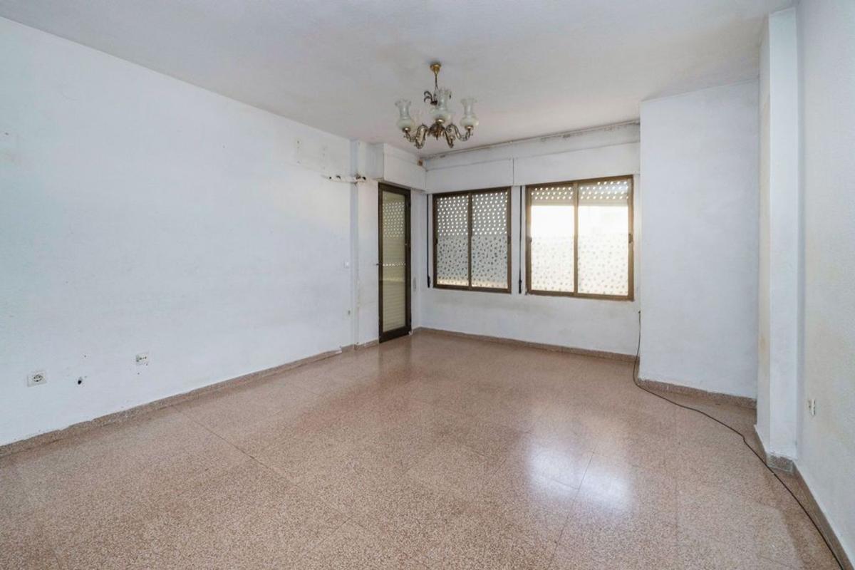 Продажа квартиры на Piso en Calle Constitución, Centro, Rojales, Рохалес
photo 2