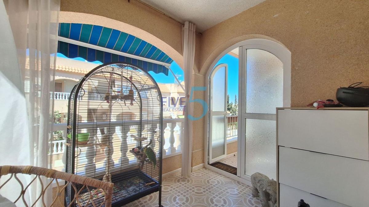 Venta de piso en Piso en Los Balcones - Los Altos del Edén, Torrevieja, Torrevieja
photo 3
