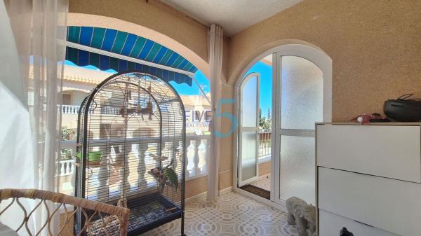Venta de piso en Piso en Los Balcones - Los Altos del Edén, Torrevieja, Torrevieja
 photo 3