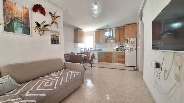 Venta de piso en Piso en Los Balcones - Los Altos del Edén, Torrevieja, Torrevieja
 photo 4
